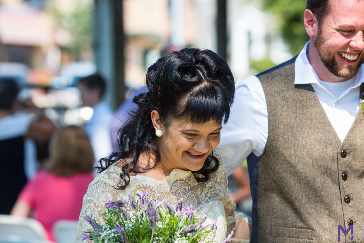 small intimate elopement wedding at courthouse