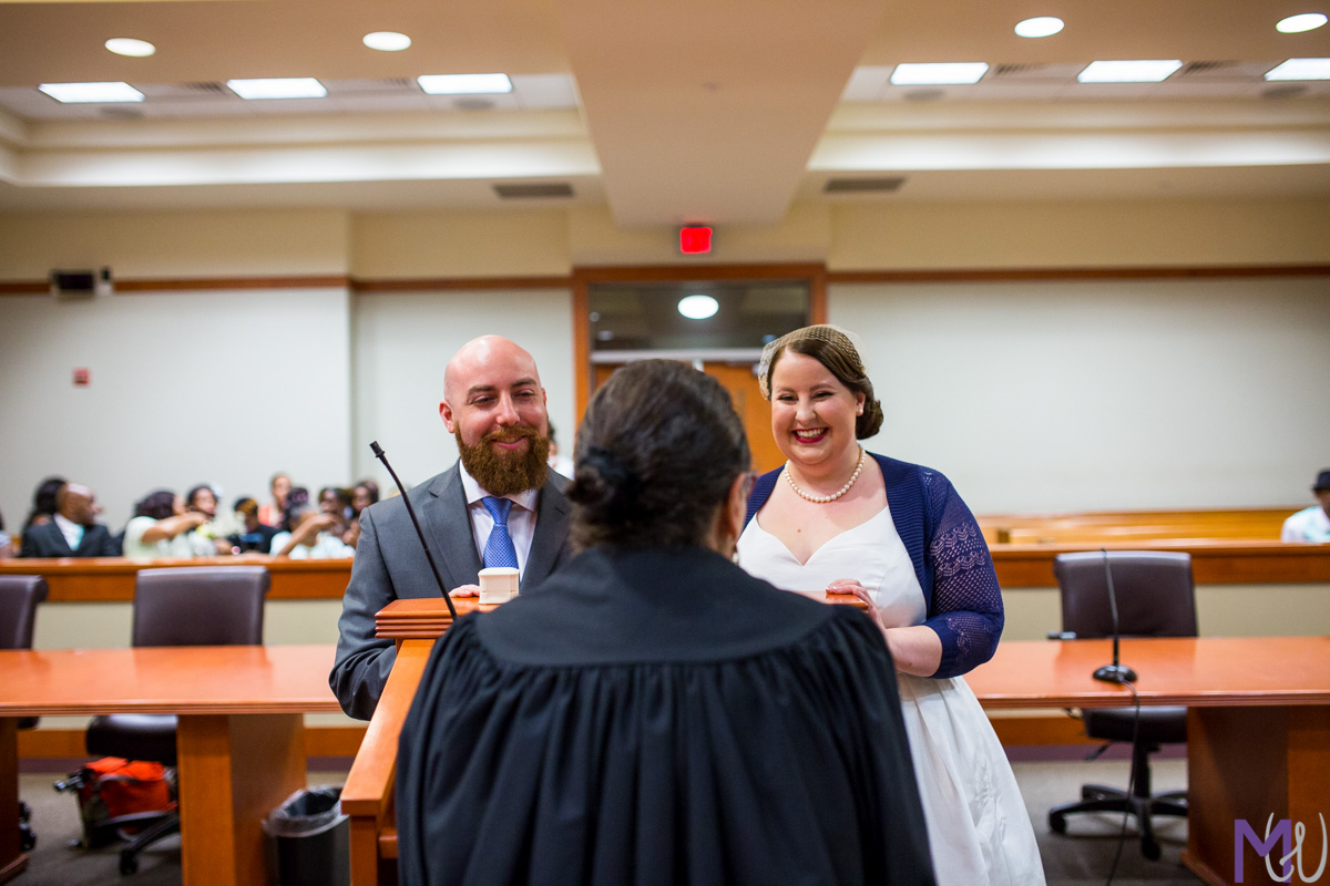 bride and groom get married in the decatur courthouse