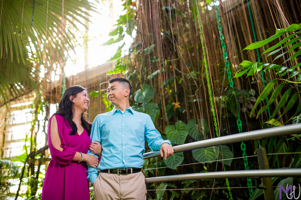 spring Engagement session at the atlanta botanical garden