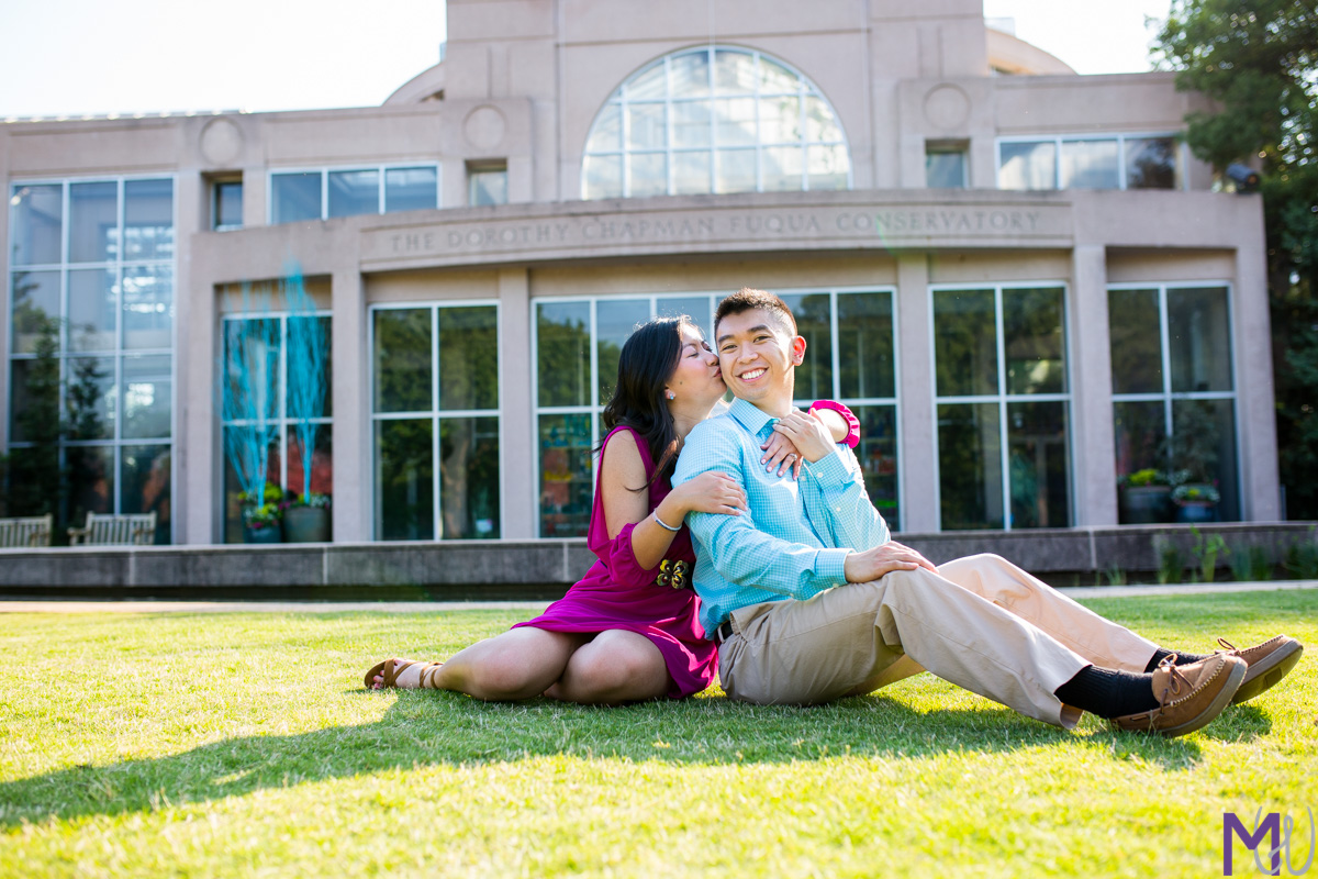 spring Engagement session at the atlanta botanical garden